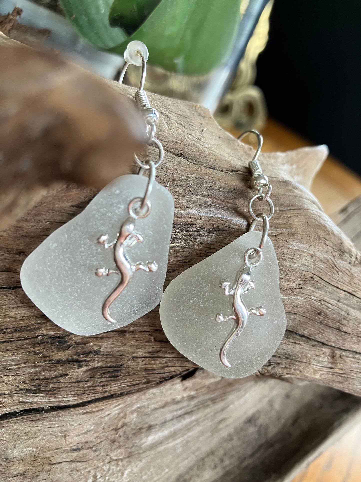 925 Gecko Lizard earrings white Seaglass