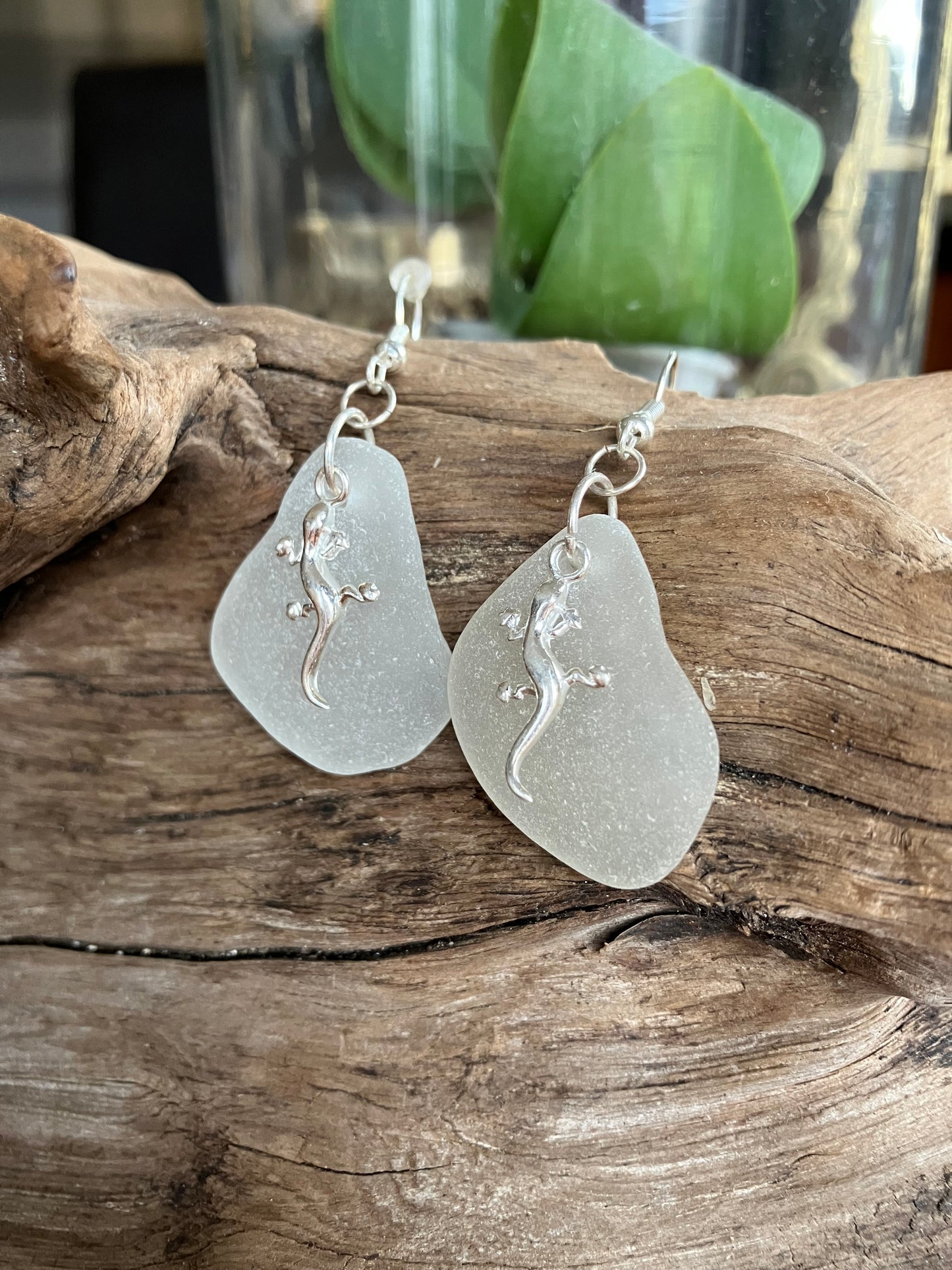 925 Gecko Lizard earrings white Seaglass