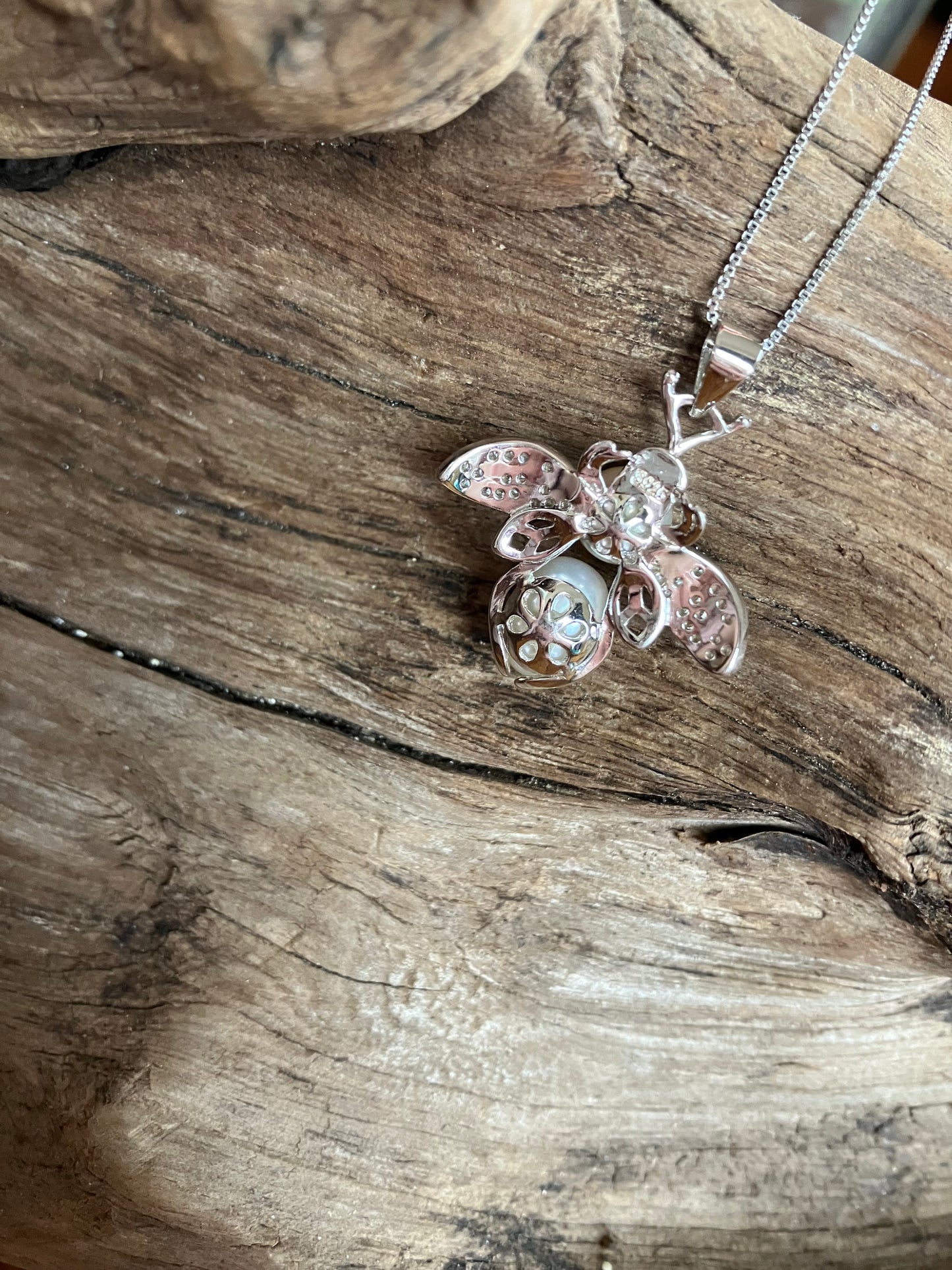 925 Diamanté & Pearl Bee/Moth necklace