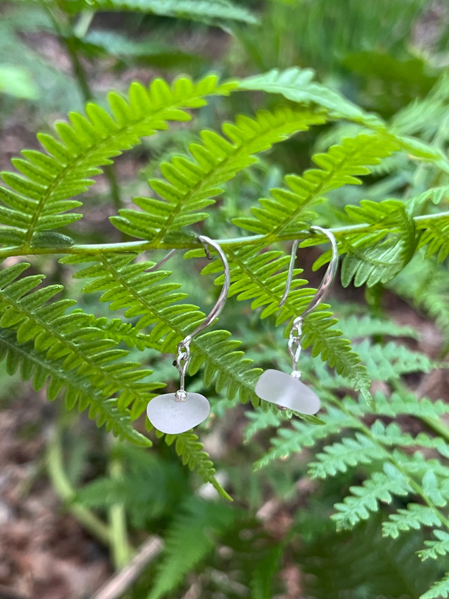 Tiny 925 Silver Drop Earrings with Seaglass Beads